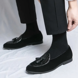 ⚫​Black Croco Velvet Loafer